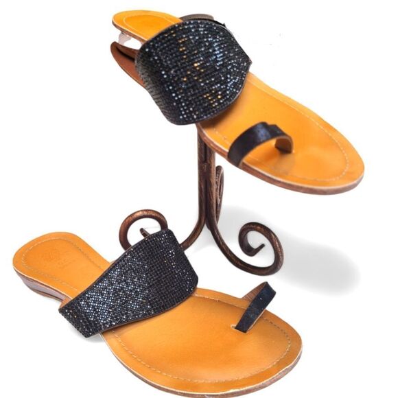 G.C. SHOES Sandals Black Wide Cuff Sparkly Toe Loop sz 10 - Picture 1 of 7